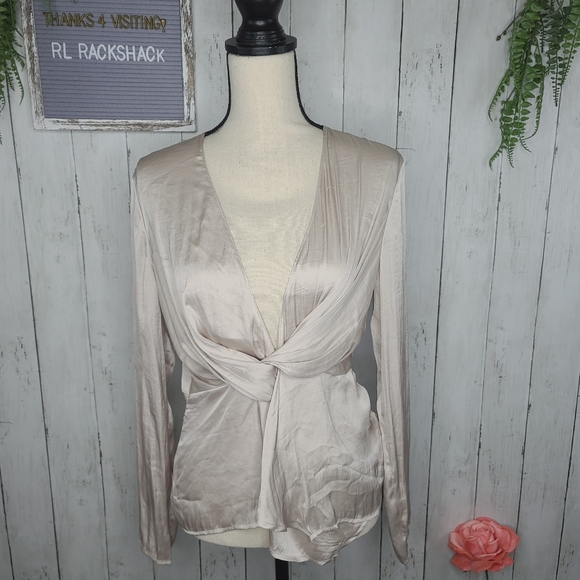 Lush Tops - LULUs Lush V neck sexy tan/beige blouse/top